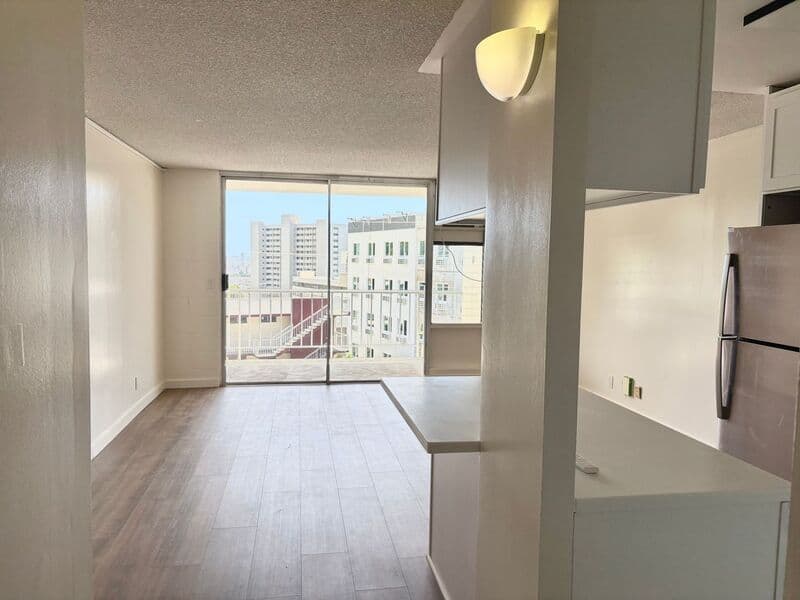 Honolulu Condo: 670 PROSPECT ST