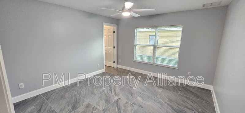 Winter Garden Condo: 1120 Lincoln Terrace