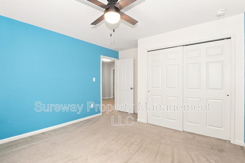 Pemberton House: 13 Grist Mill Ct