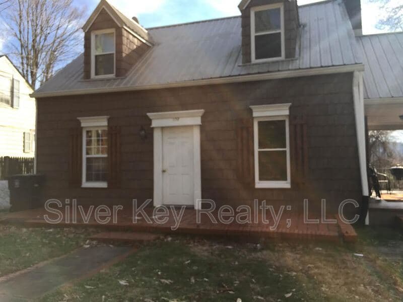 Athens Condo: 107 Forrest Avenue