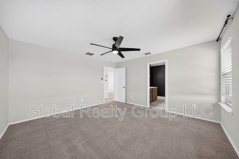 New Braunfels House: 174 Buttercup Bnd