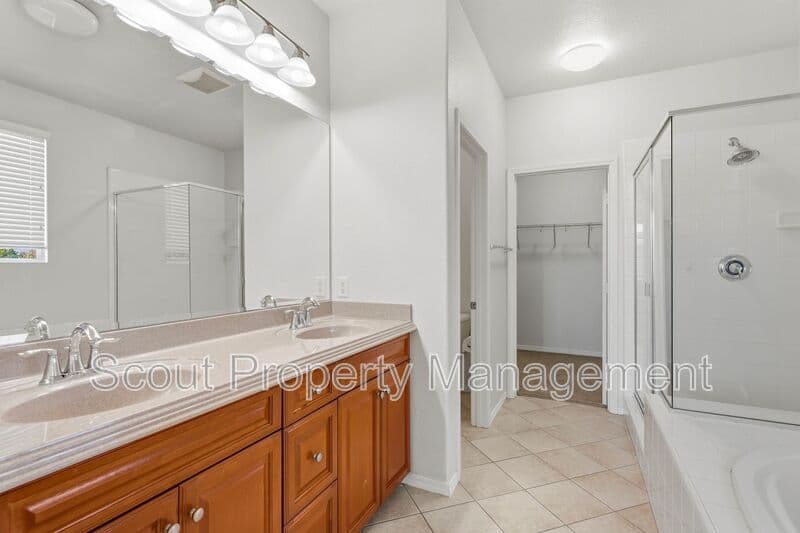 Menifee House: 29128 Rockledge Drive