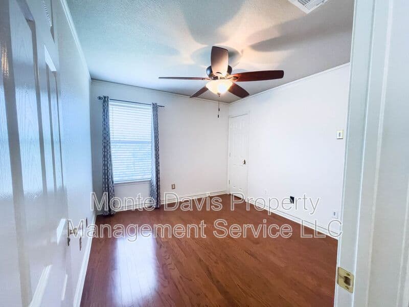 Cedar Park House: 601 Cherry Creek Drive