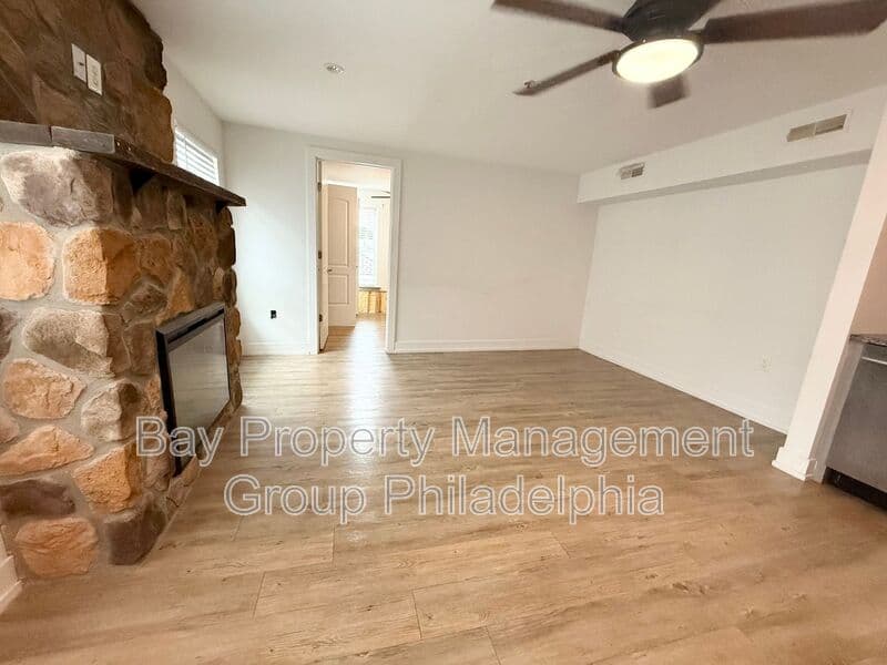 Norristown Condo: 221 W Main St