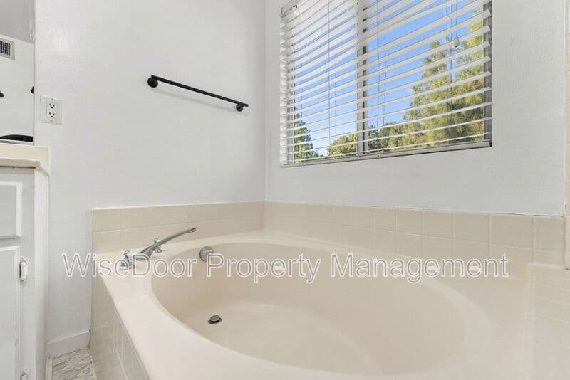 Rancho Cucamonga House: 6722 Summerstone Ct