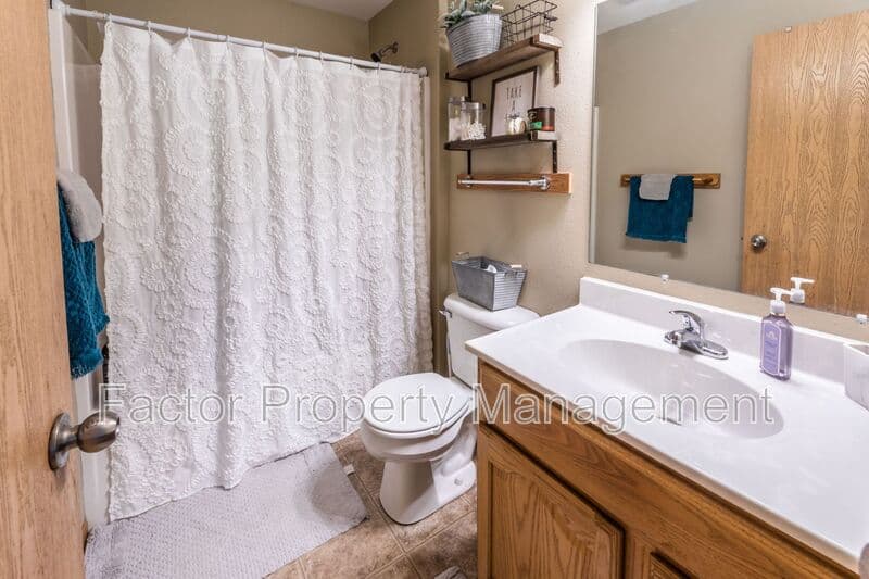 Mankato Condo: 1328 Warren St.