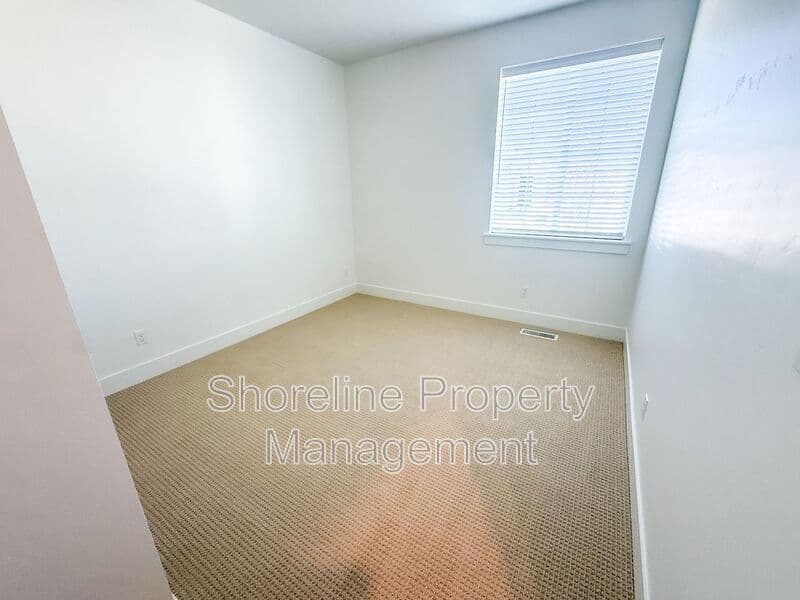 Star House: 8547 W Millcreek Drive