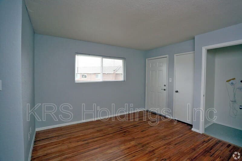 Newport news Condo: 4201 Orcutt Ave