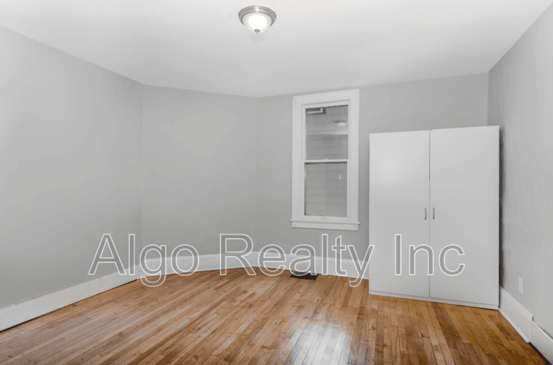 Minneapolis Condo: 3449 Snelling Avenue - Unit 3451
