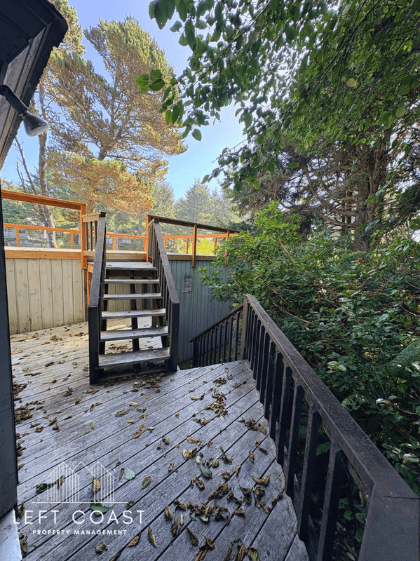Lincoln City House: 132 Salishan Drive