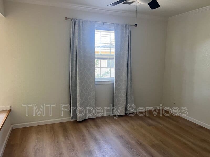 Sacramento House: 376 Morrison Avenue