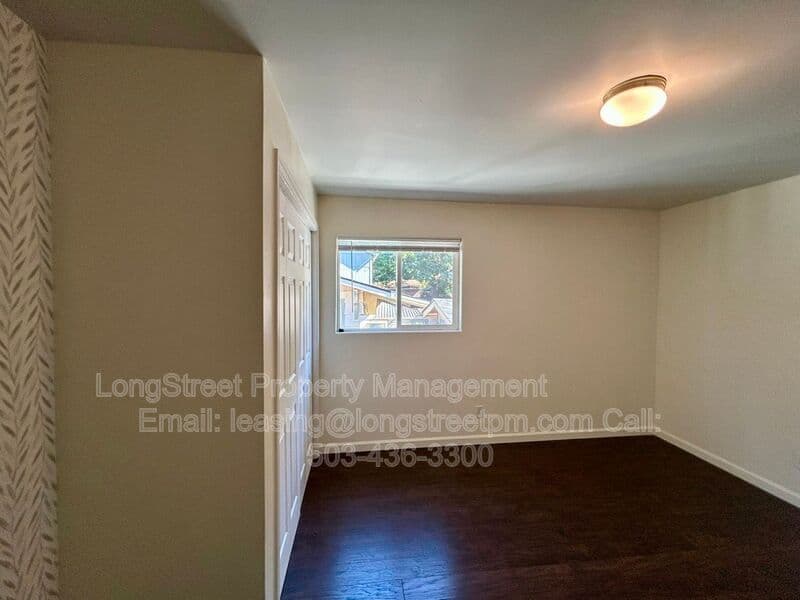 Portland Condo: 4848 SE Bybee Blvd