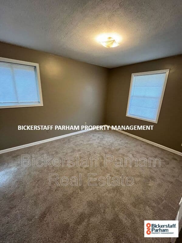 Columbus House: 751 Baxley Way