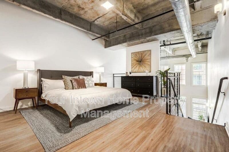 Atlanta Condo: 260 18th St NW