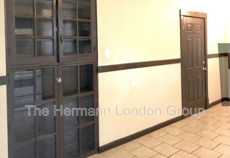 Saint Louis Condo: 4242 Dewey Ave