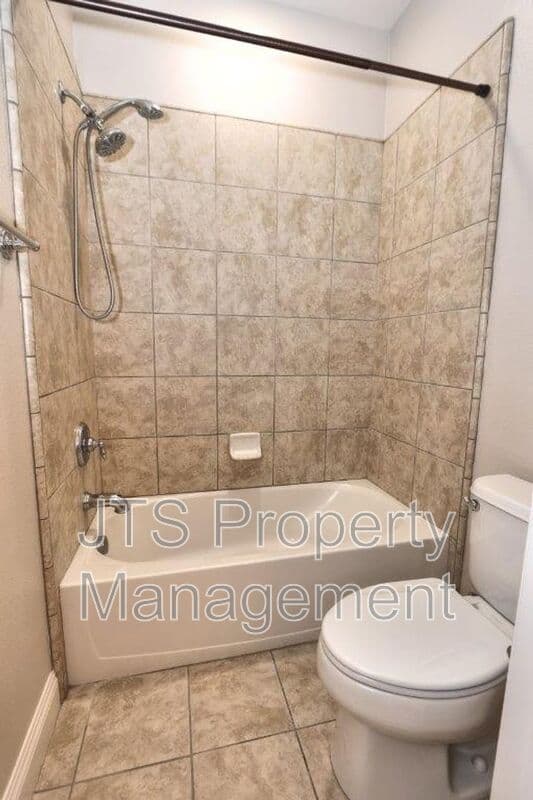Sacramento House: 5424 Washoe Street