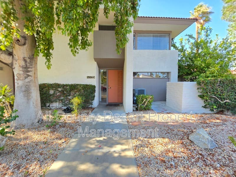 Palm Springs Condo: 2504 N Whitewater Club Drive