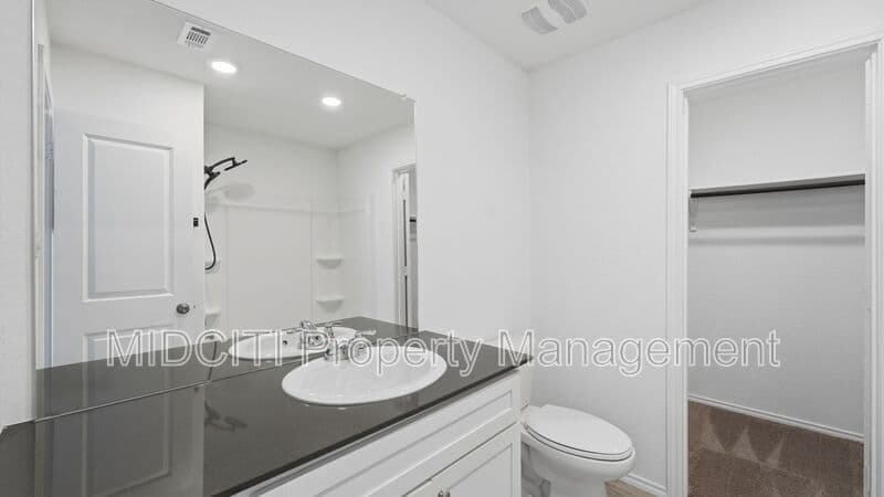 New Braunfels House: 746 Tulsa Trl