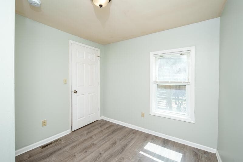 Troy Condo: 114 Ida Street - 1