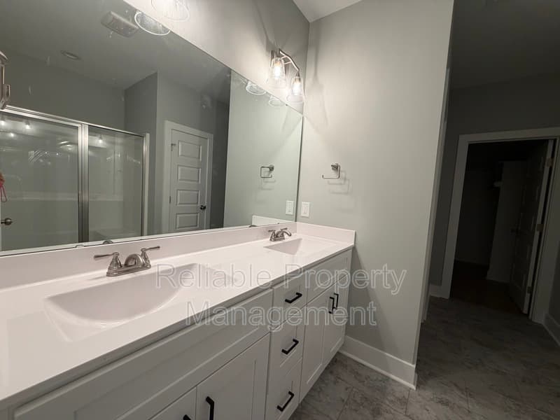 Clayton Condo: 861 Jack Rd
