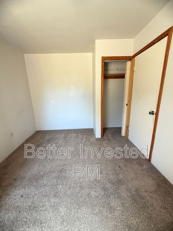 Ukiah House: 3851 Eastside Calpella Rd