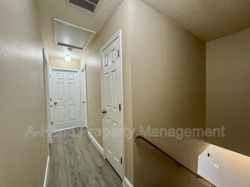 Davenport Condo: 522 Australian Way
