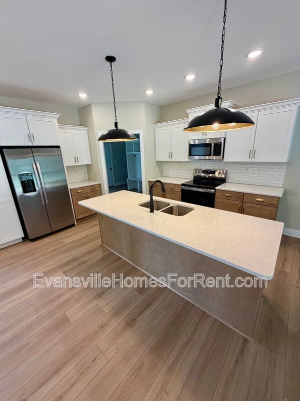 Evansville House: 4432 Violet Drive
