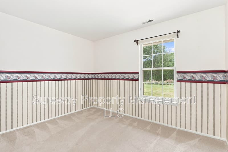 Sewell Condo: 727 Sedgewick Ct
