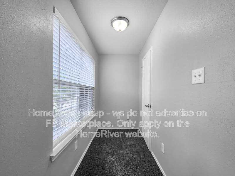 Houston House: 14218 Brunswick Point Ln