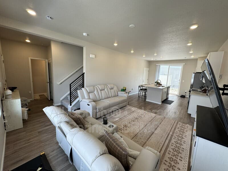 Colorado Springs House: 5635 Dakan Loop