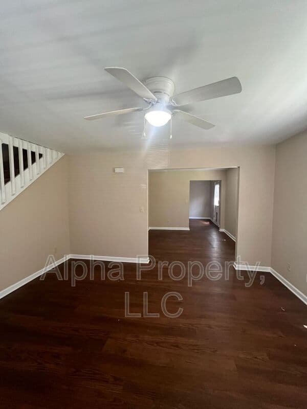 Greer Condo: 213B Taylor Rd