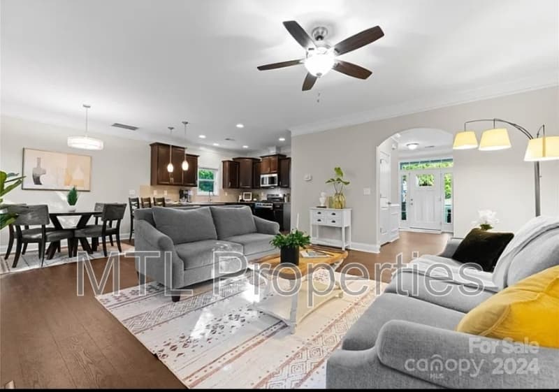 Fort Mill House: 3042 Collin House Drive