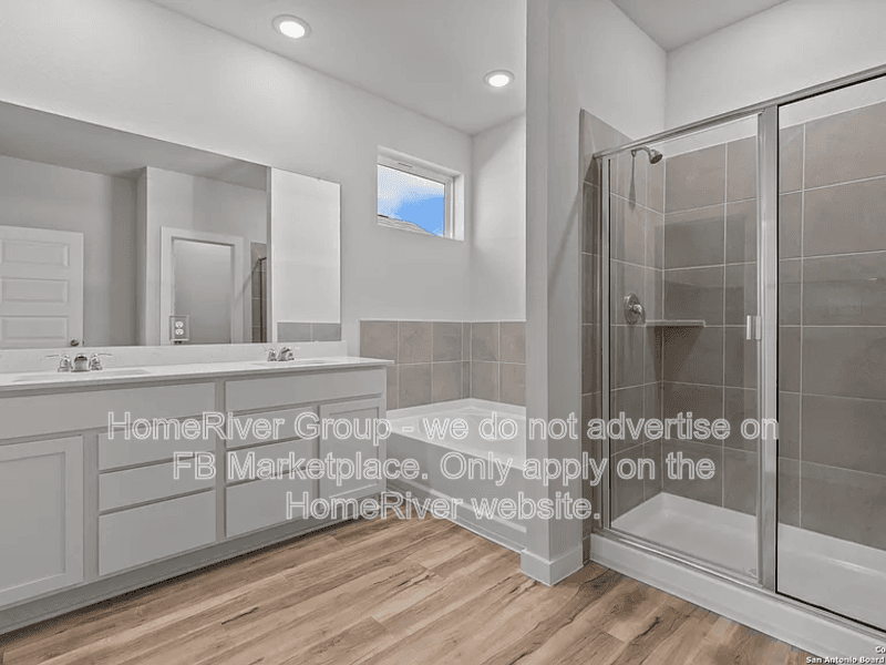 Seguin House: 2540 Solon Ln