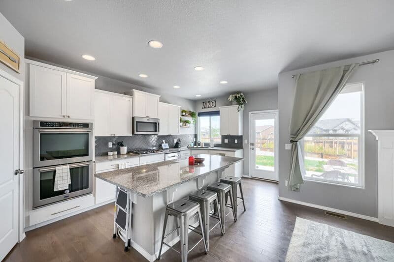 Peyton House: 9983 Henman Terrace