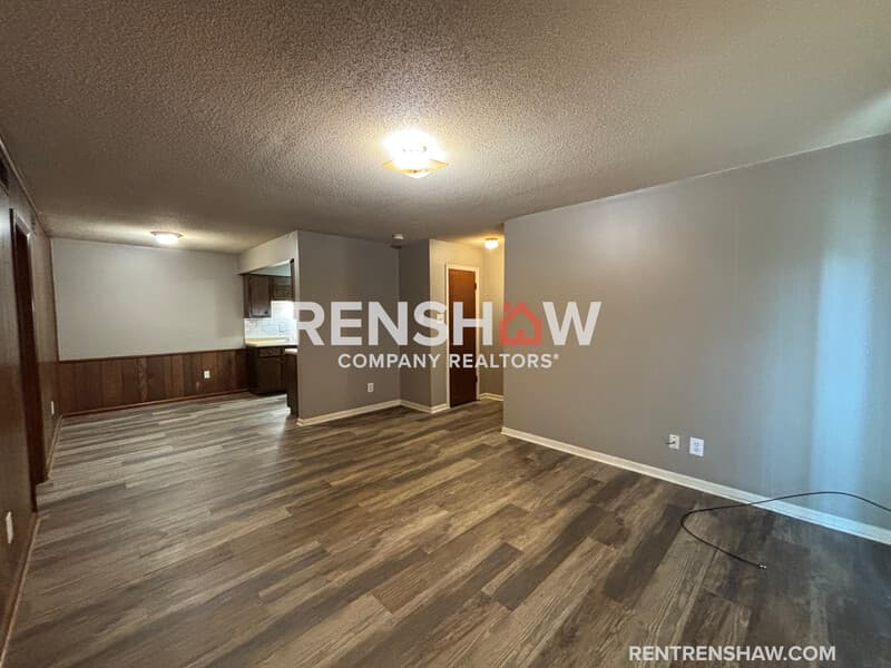 Bartlett Condo: 5352 Stage Rd