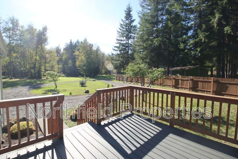 Tulalip House: 12105 26th Ave NE