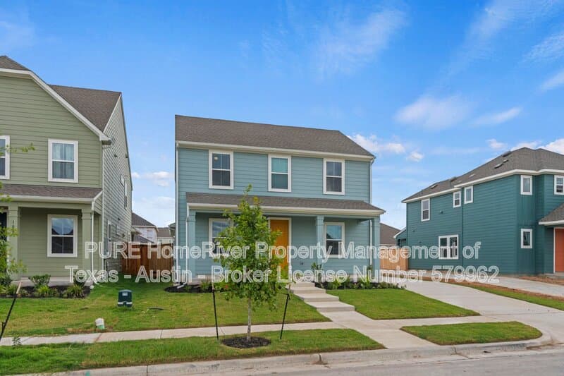 Taylor House: 106 Cherry Blossom Ln