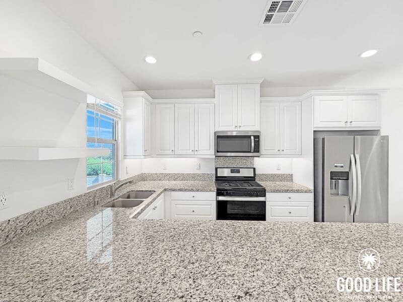 San Marcos House: 866 Slate St