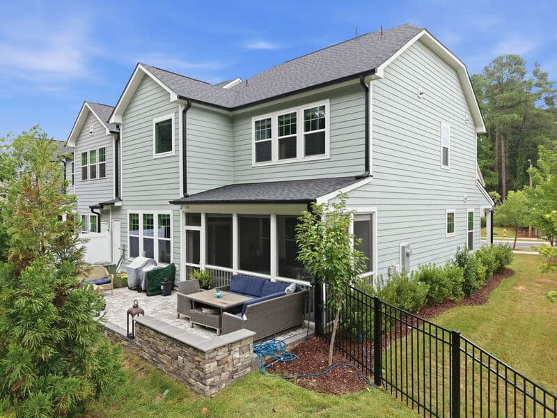 Raleigh House: 7701 Litcham Drive