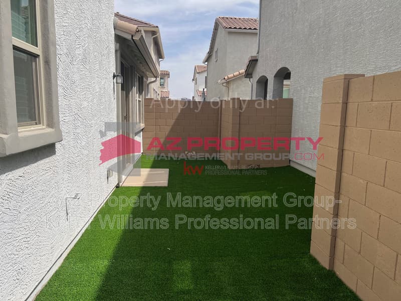 Surprise House: 14139 W Buckskin Trl