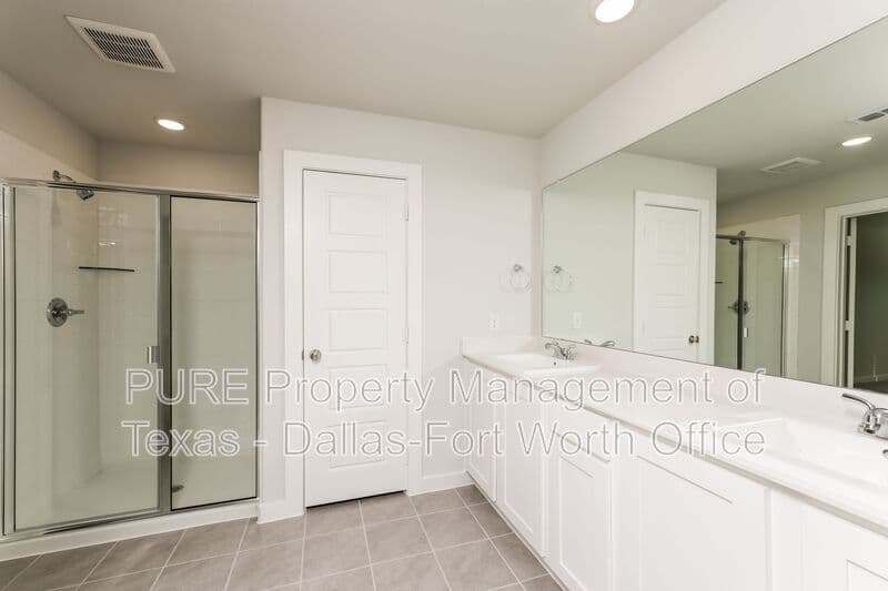 Princeton House: 3908 Edmondson Drive