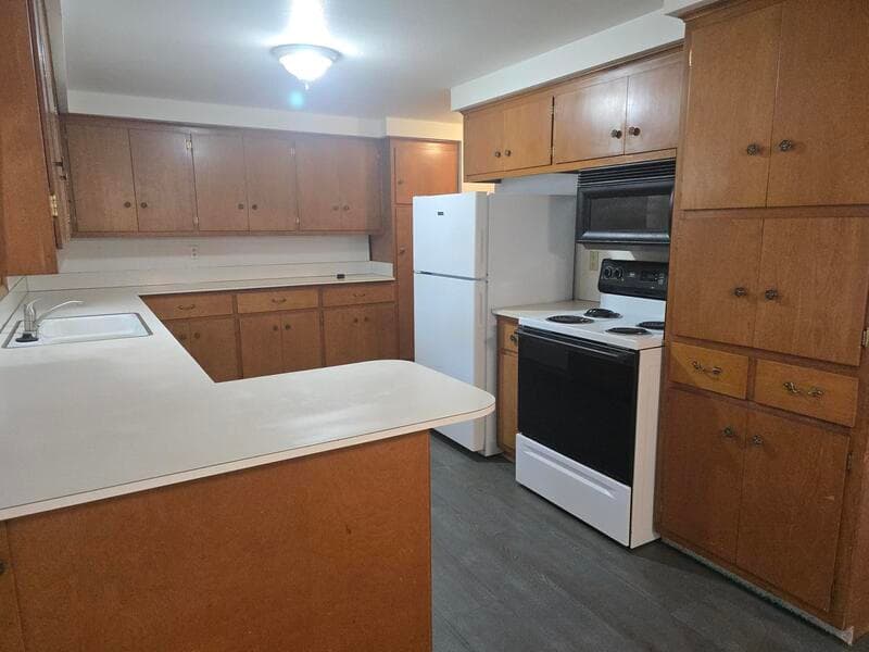 Green Bay Condo: 125-127 Lebrun Street - 125