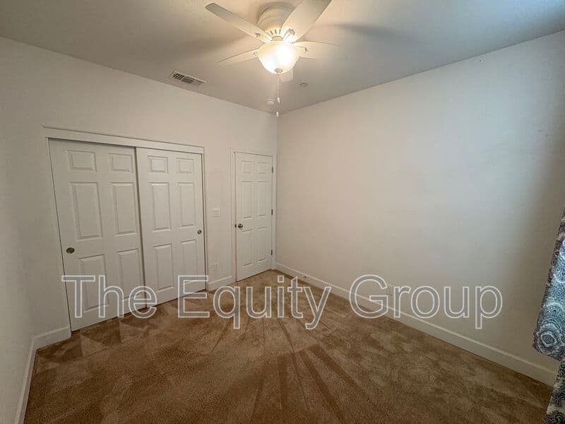 Visalia House: 3215 S Meadowbrook St