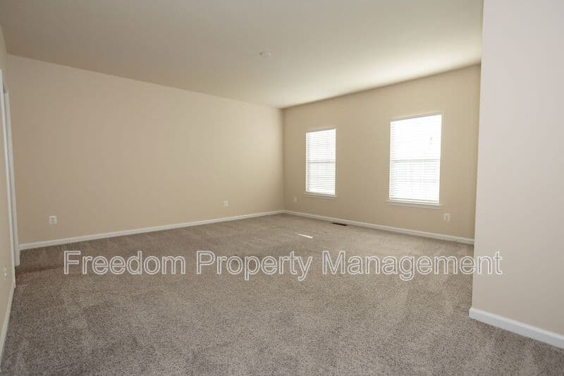 Gainesville Townhome: 7408 Brunson Cir