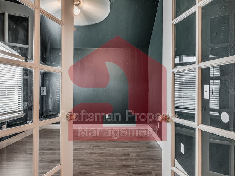 Oklahoma City House: 3517 Northwest 115th Street