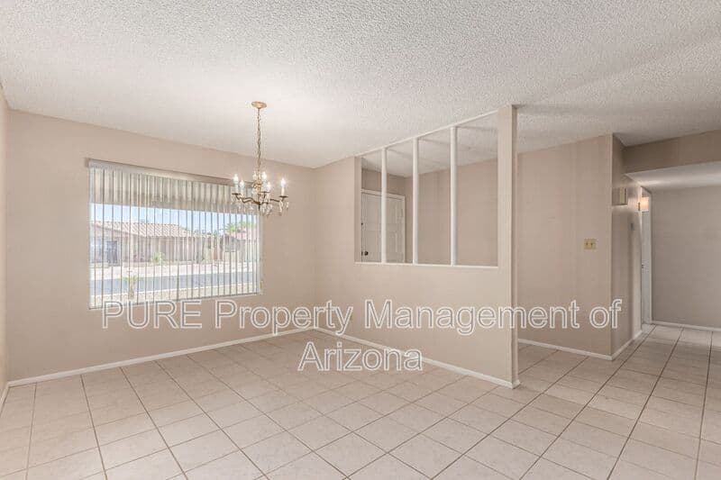 Mesa House: 5801 E Casper Rd