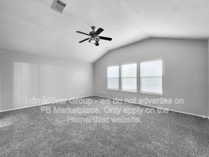 Houston House: 14218 Brunswick Point Ln