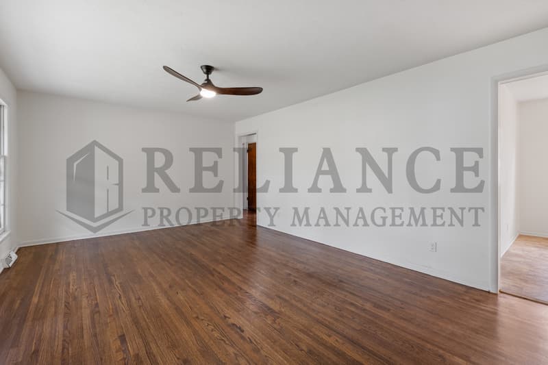 Wichita House: 7315 West Galoway