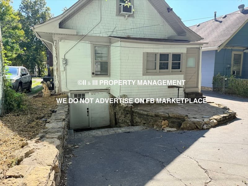 Kansas City House: 4328 Terrace Street