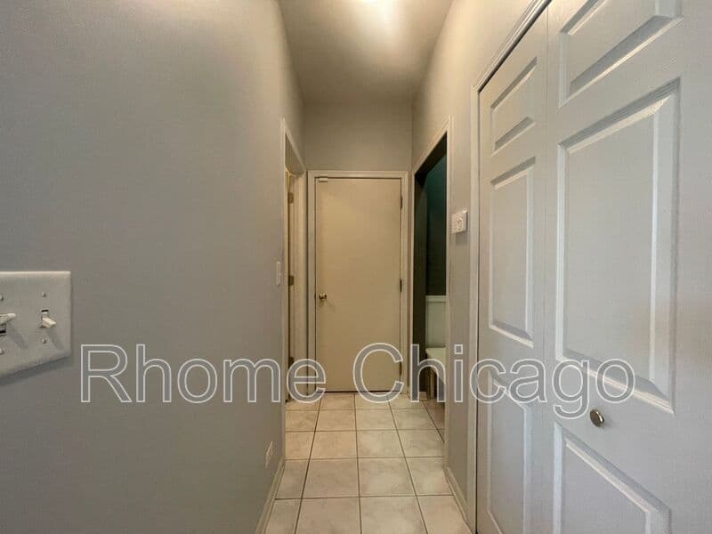 Carol Stream House: 1034 Idaho St.